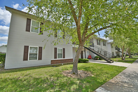 Camellia Trace-exterior-1445-1200w